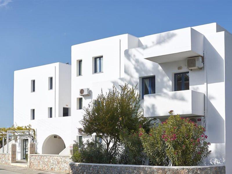 Eva Suites & Apartments Agia Marina Exteriér fotografie