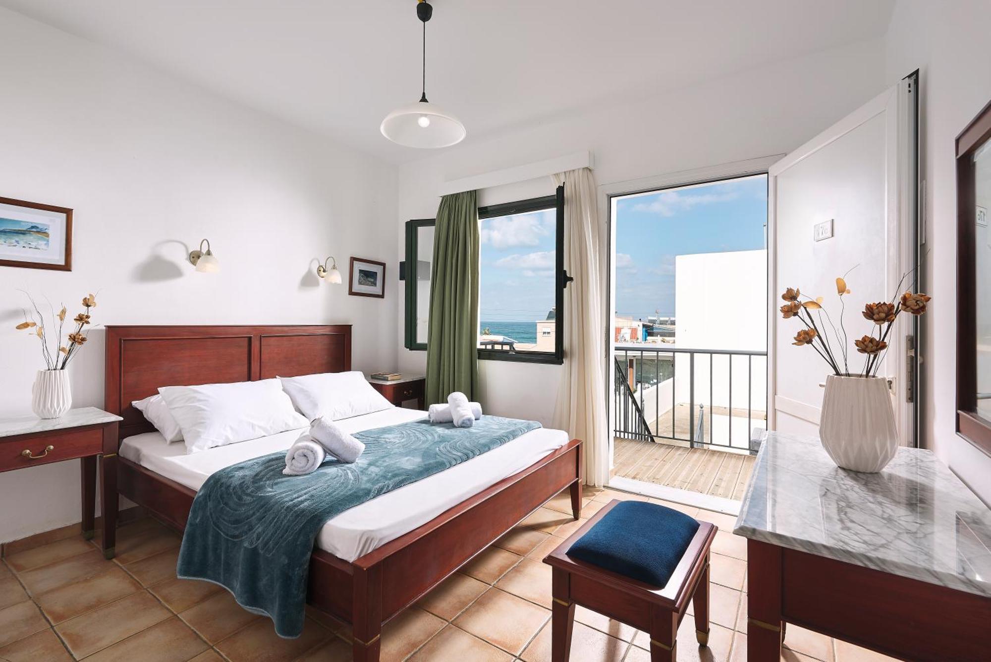 Eva Suites & Apartments Agia Marina Pokoj fotografie