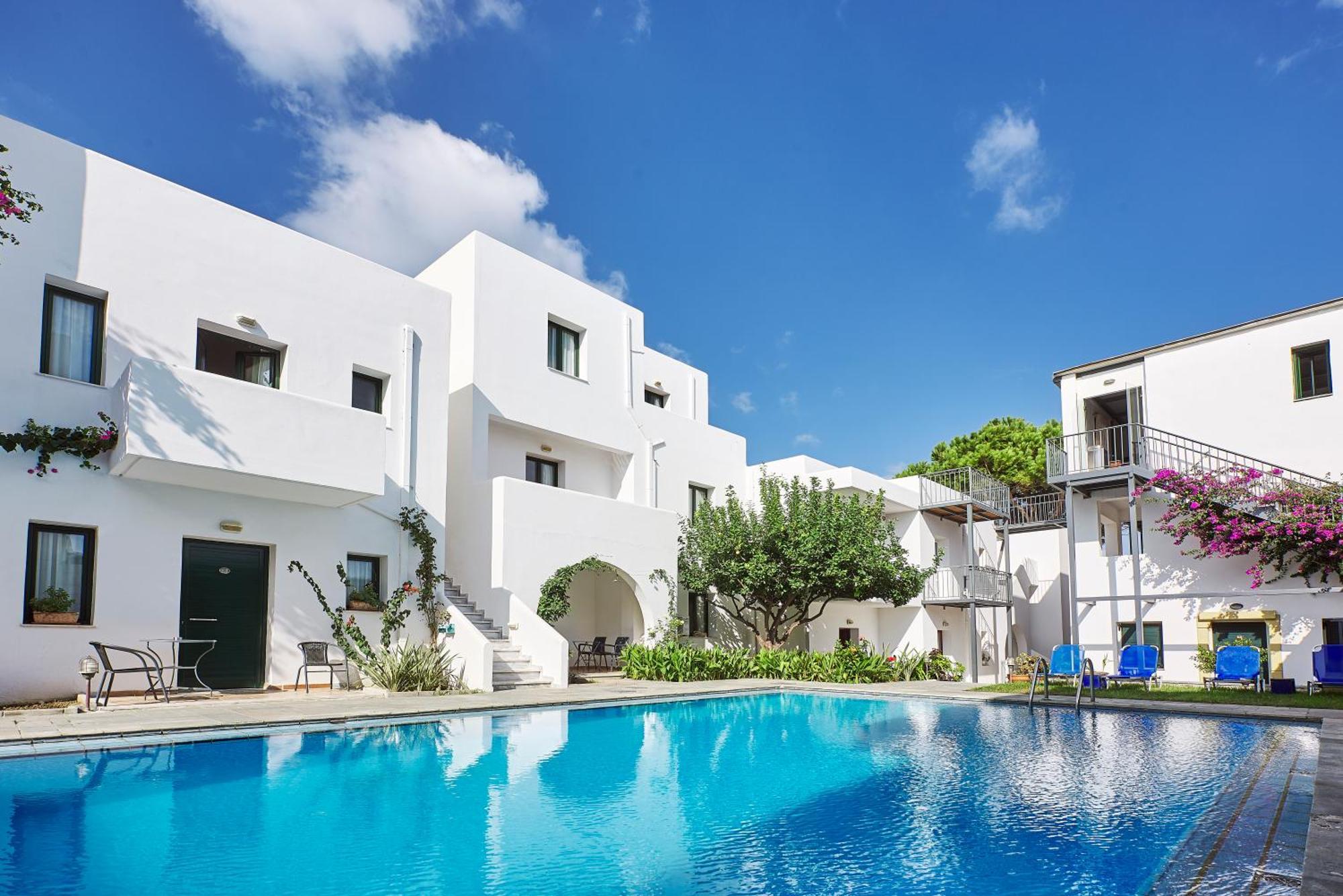 Eva Suites & Apartments Agia Marina Exteriér fotografie